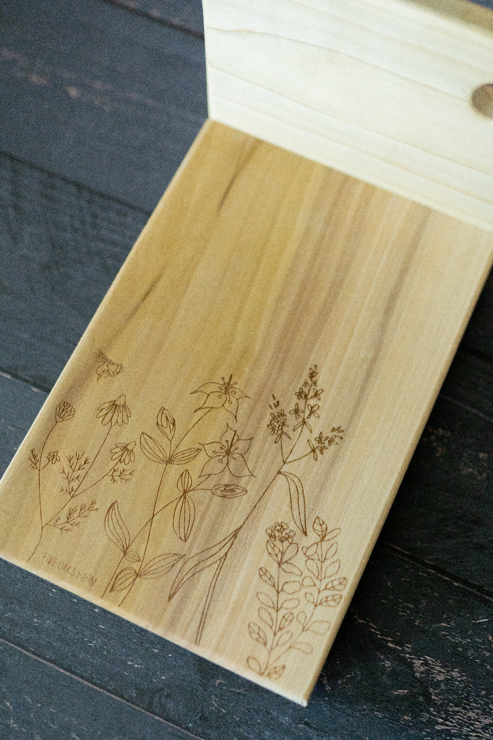 Vertical Cutting Board