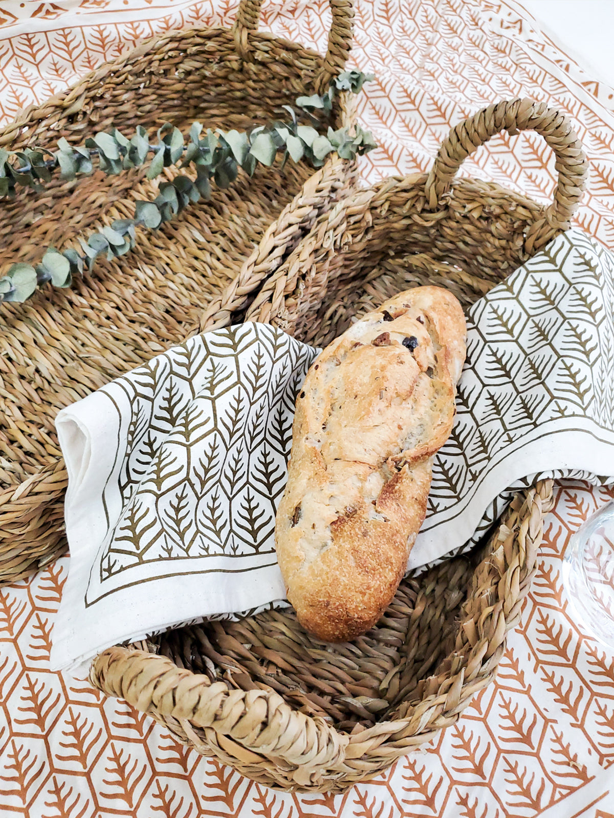 KORISSA Savar Bread Basket with Natural Handle